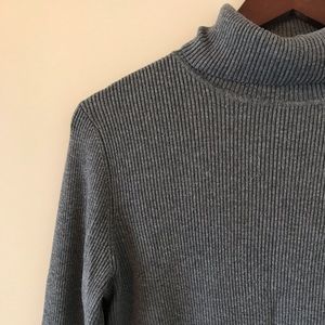 CHICOS Grey Ribbed Turtleneck Sweater